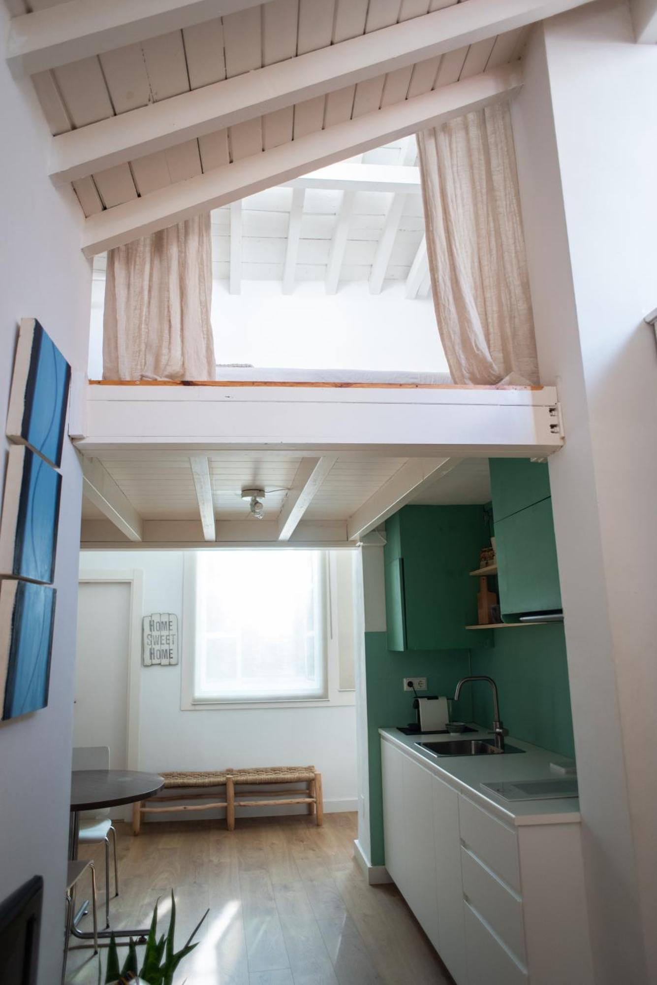 Cozy & Quiet Apartment In The Center 马拉加 外观 照片